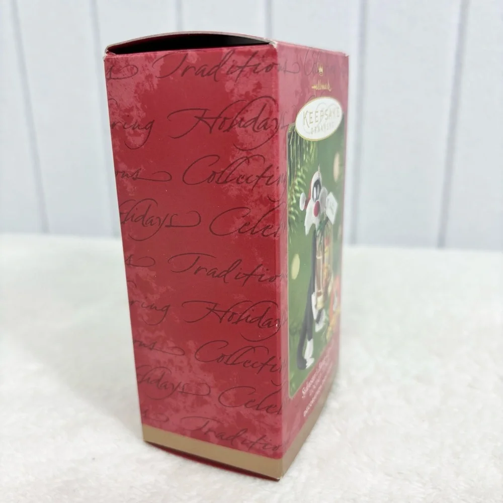 Looney Tunes Hallmark Keepsake Ornament‎ Sylvester's Bang-Up Gift